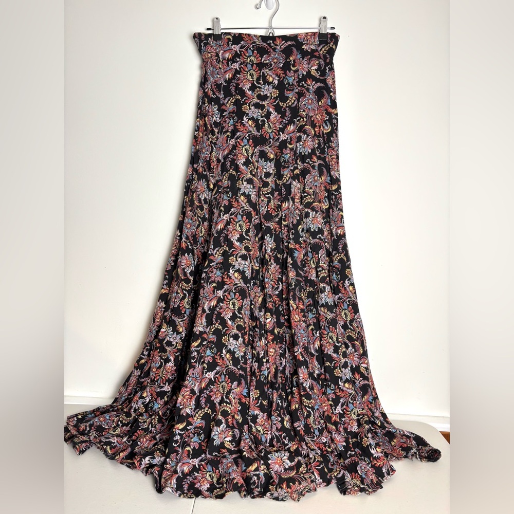 Vintage Maxi Skirt Long Black Floral waist about 28” S